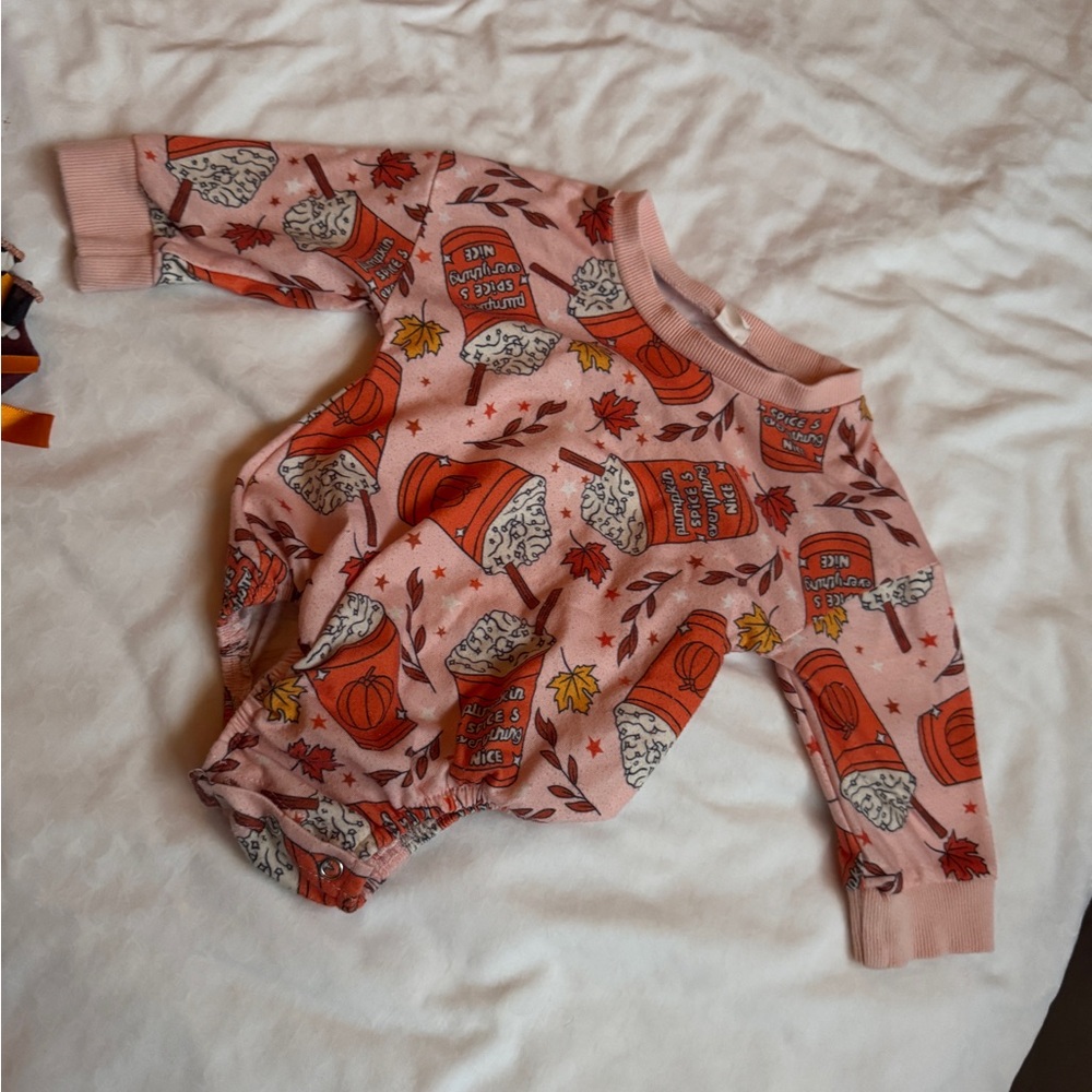 Source Unknown Pink Pumpkin Bodysuit
